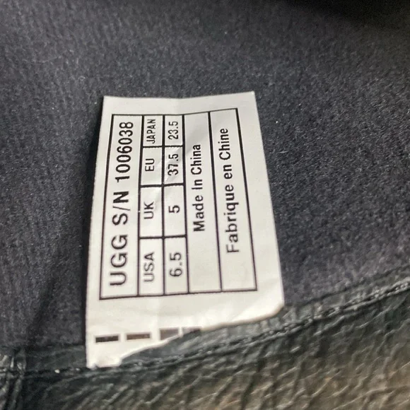 UGG Women's Seldon Riding Boot Black Leather - Picture 11 of 11